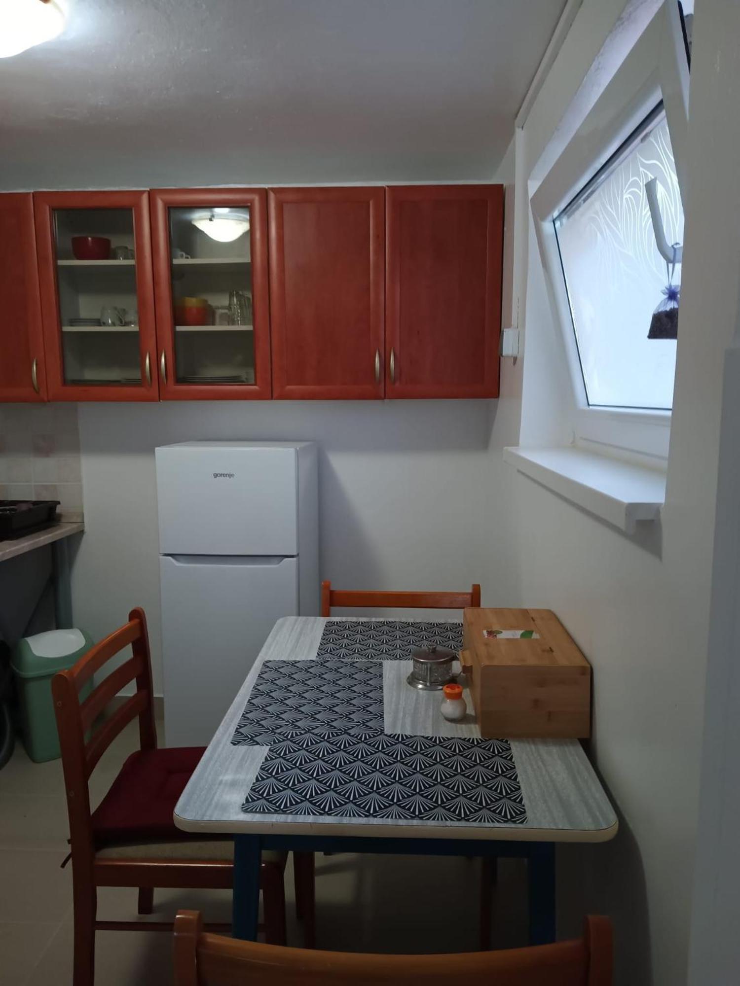Studio Apartment Posavec Premantura Eksteriør billede